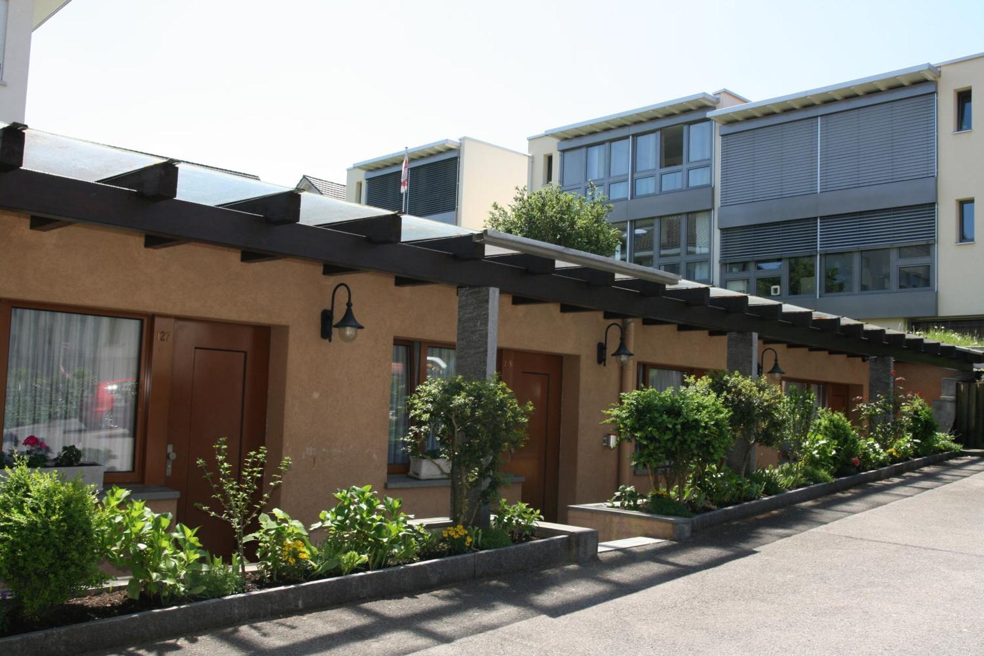 Hotel Glaernisch Hof Horgen Exterior photo